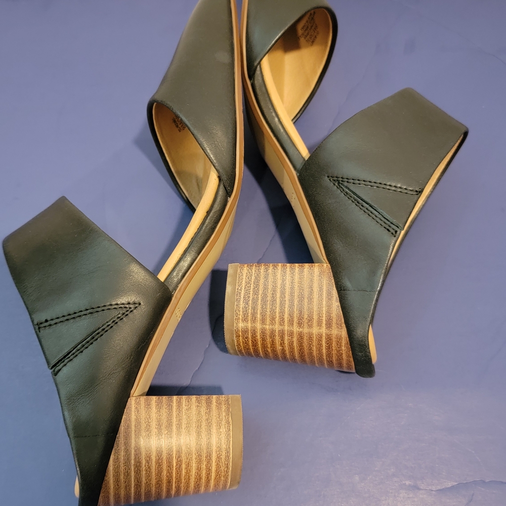 Elegant Black Women's Mules - Picture 6 of 10